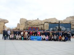 公司組織員工春游，熔煉團(tuán)隊(duì)